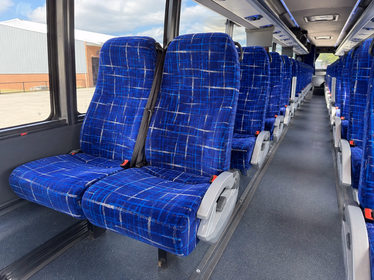 shuttle services for airline crews and airport staff in boise